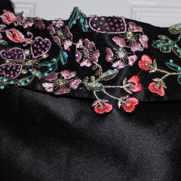 Short Formal Dress - Picture 2 of 5